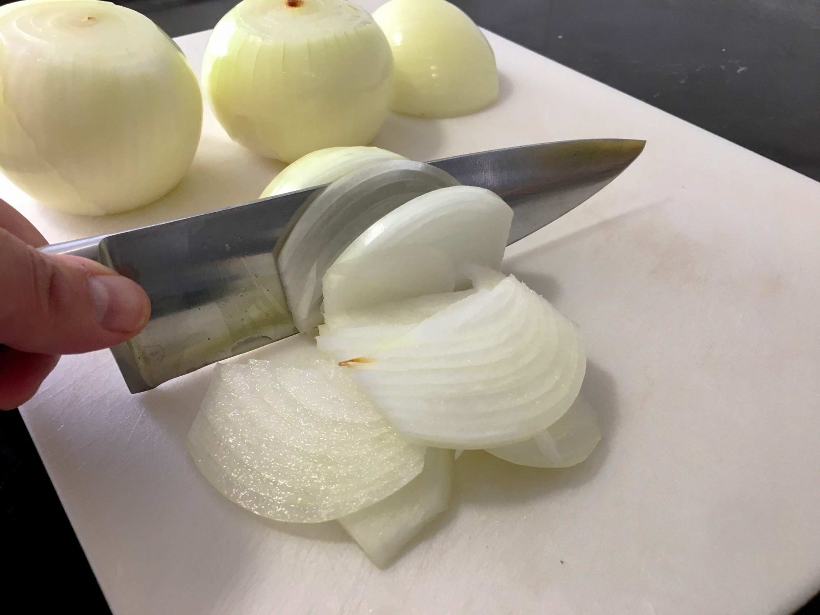 מג'דרה חיתוך בצל